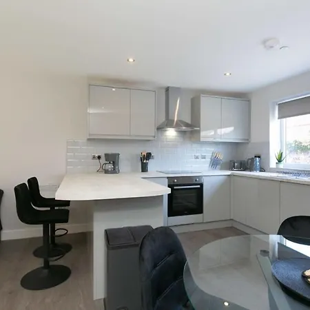 Stunning 2 Bedroom Apartment In Wallasey Exterior photo