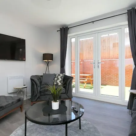 Stunning 2 Bedroom Apartment In Wallasey Exterior photo